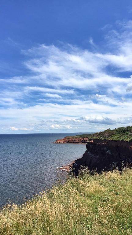 Green Gables Bungalow Court