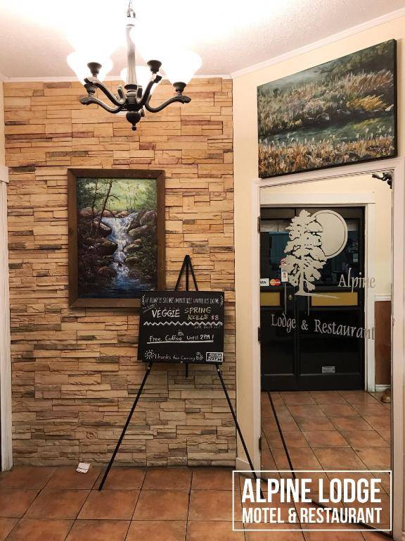 Alpine Lodge Motel & Restaurant