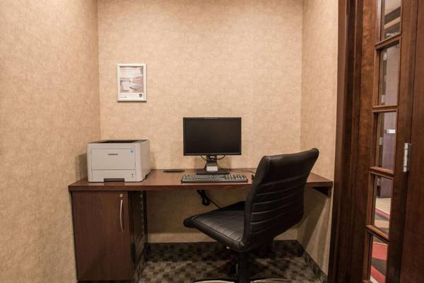 Workspace - Quality Inn & Suites Val D'Or