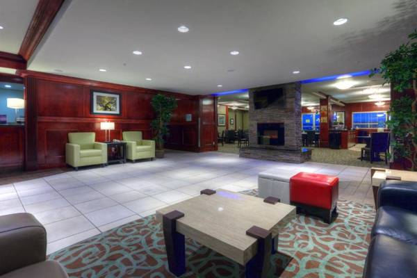 Holiday Inn Express and Suites Dawson Creek an IHG Hotel