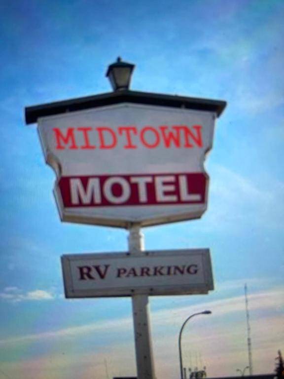 Midtown Motel on Alaska Ave