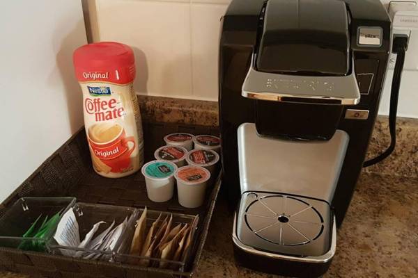 2-Bedroom Apartment Sweet #5 by Amazing Property Rentals