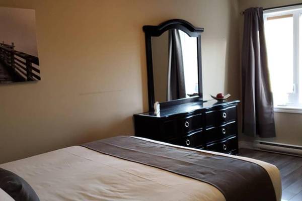 2-Bedroom Apartment Sweet #2 by Amazing Property Rentals