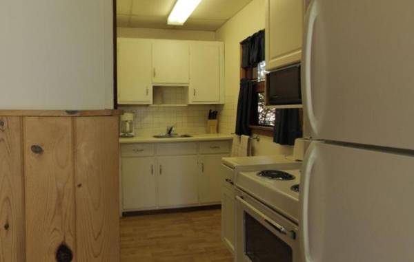 The Pines Cottage Resort