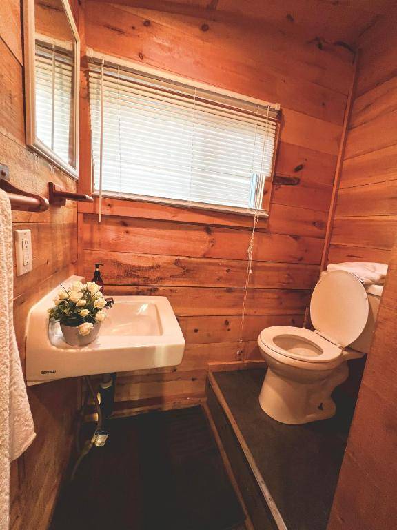 Muskoka lake cottage resort - Waterfront resort
