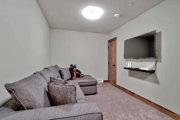 Village Walk #21 By Bear Country