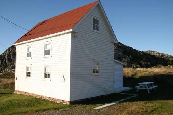 The Old Salt Box Co. - Daisy's Place