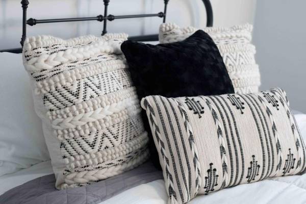 Cozy Modern Oceanview Cottage Whot Tub