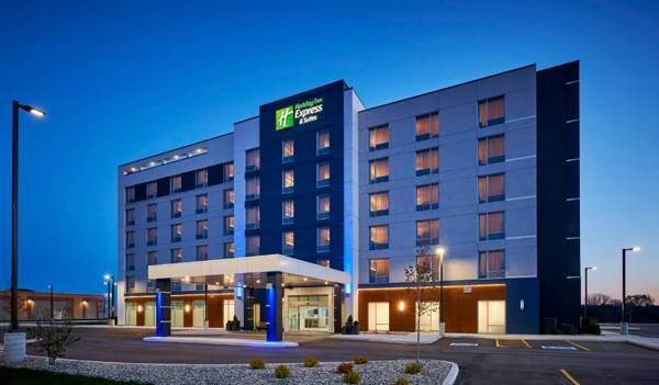 Holiday Inn Express & Suites Windsor East - Lakeshore an IHG Hotel