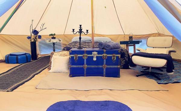 Utopia Feels Botanical Glampground and Micro-Farm