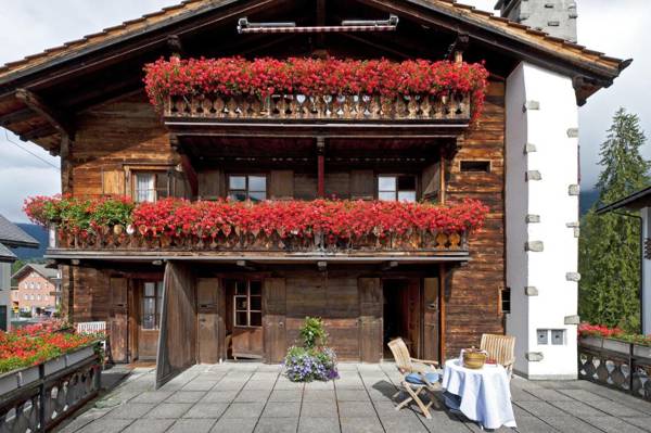 Hotel Chesa Grischuna
