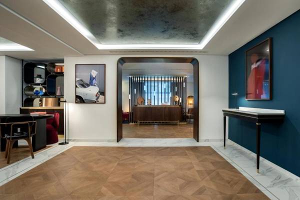 Neues Schloss Privat Hotel Zurich Autograph Collection