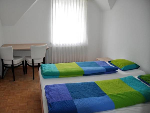 August Restaurant Hotel