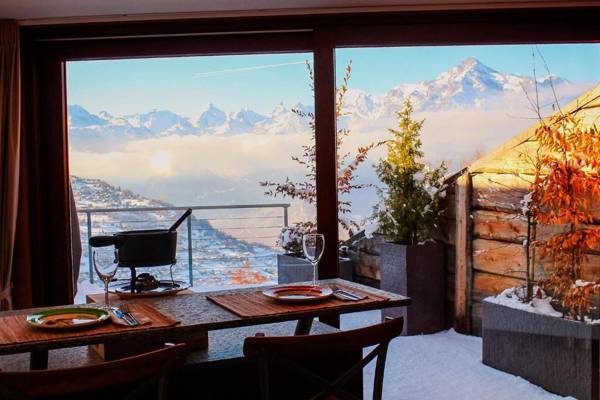 Chambre privée avec cuisine et salle de bain dans la chambre Winoka Lodge