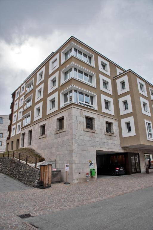 Chesa Chalavus - St. Moritz