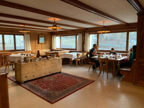 Waldheim Pension Laax