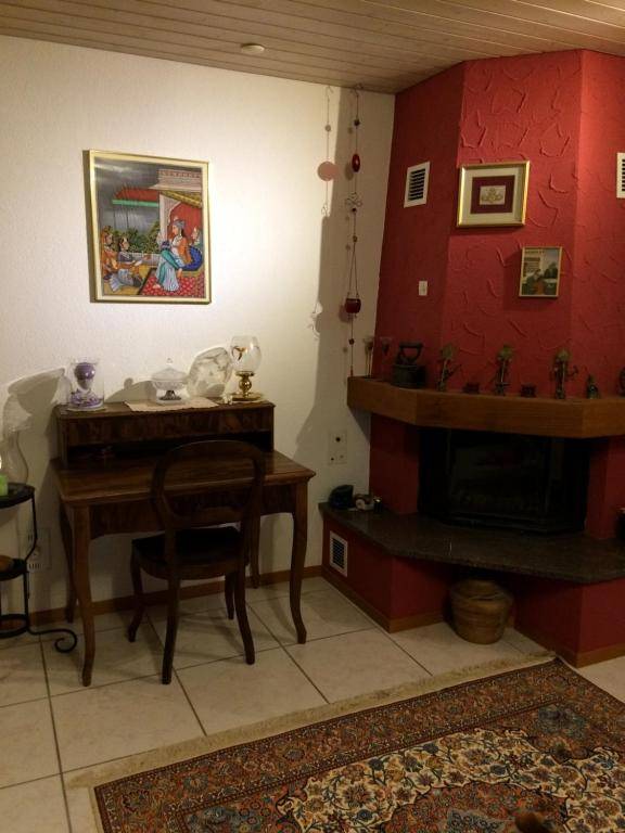 Mona's B&B