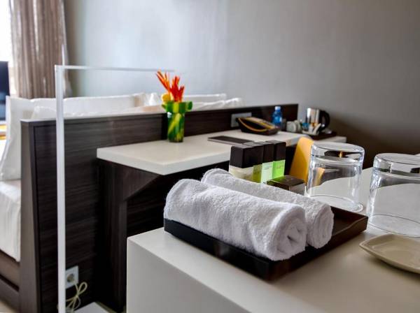 Noom Hotel Abidjan Plateau