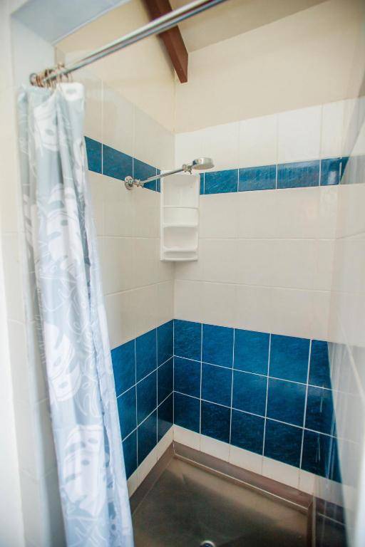 Nikao Beach Bungalows