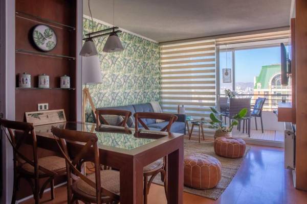 Cómodo caminando a la Playa Mall y restaurantes