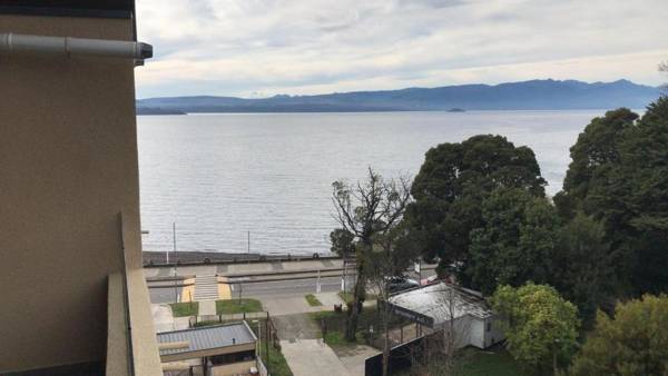 Departamento Villarrica frente al Lago