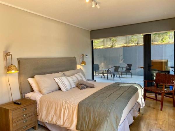 Amplio Depto 4PAX en PuertoVaras y Estacionamiento Servicio HOM