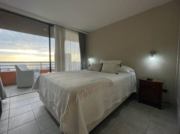 Departamento frenta a Playa Brava