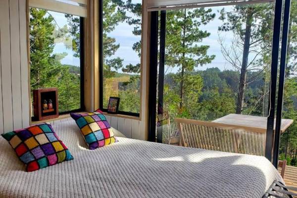 Tinyhouse Boyeruca Lodge. Maravillosas vistas de Bosque Mar y Cielo