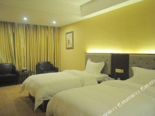 Green Island Holiday Hotel