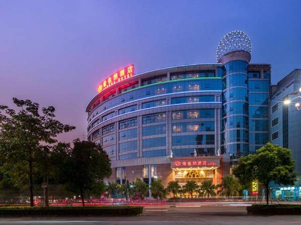 Vienna Hotel Guangdong Jiangmen Yingbin Avenue