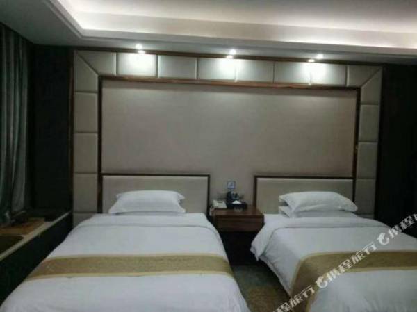 Lian Jiang Huang Ting Hotel