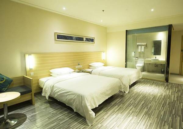 City Comfort Inn Huanggang Wuxue Kanjiang Avenue