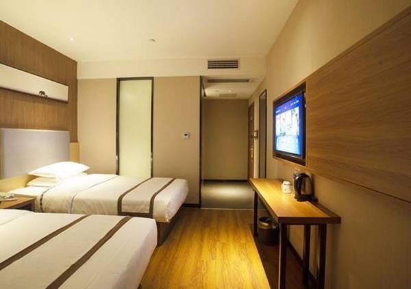 Jtour Inn Huanggang Wuxue City Square