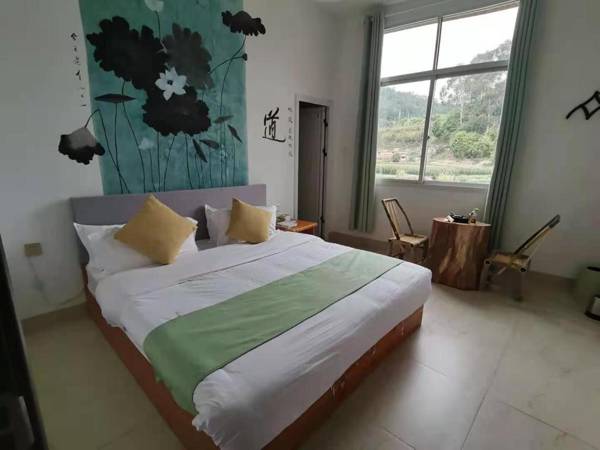 Tulou Panda Homestay