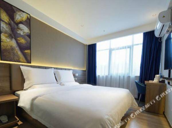 7 Days Premium Hotel (Deyang Wuzhou Square store)