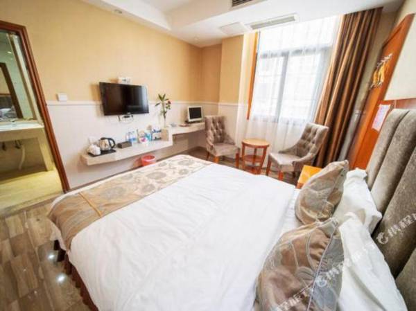 Yi Long Hua Chen Impress Business Hotel