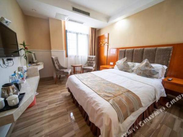 Yi Long Hua Chen Impress Business Hotel