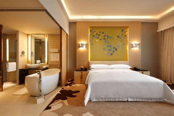 Four Points by Sheraton Luohe