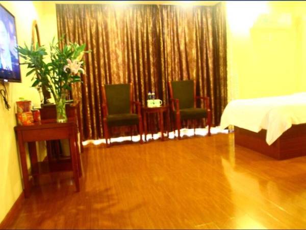 GreenTree Inn Anhui Hefei Lujiang Yulongwan Express Hotel