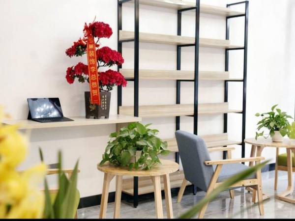 Vatica Hotel Anqing Wuyue Square Bo'ai Hospital