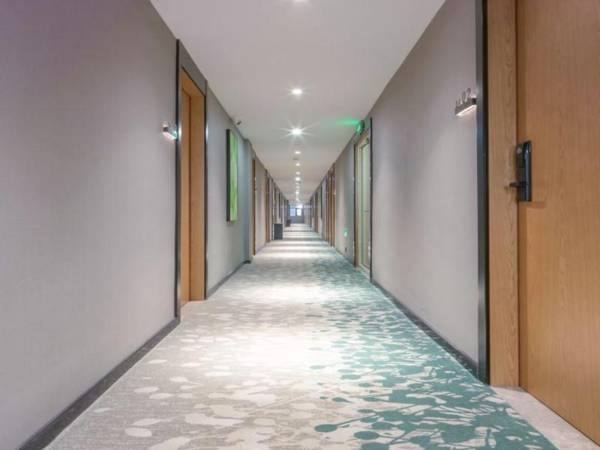 GreenTree Inn Express Shangqiu Beihai Road South Railway Station