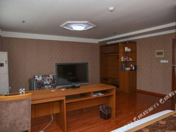 Su 8Jiu Dian (Ji Ning Ren Cheng Da Dao Dian )