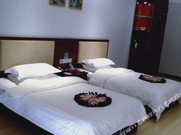 Deluke International Hotel