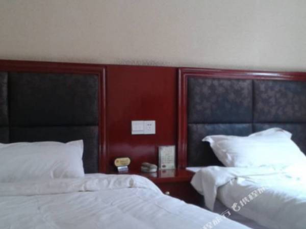 Taoyuan Lianhua Hotel