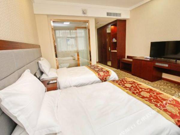 Bao Ji Guo Guo Hotel