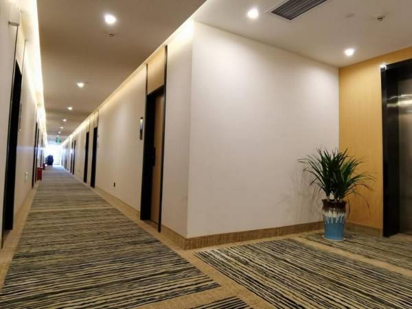 Green Tree Inn Express Xingtai Guangzong Development Zone Xingqing Road