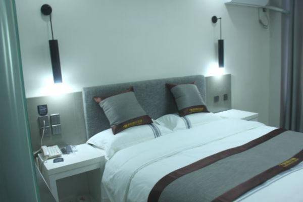 City 118 Selected Hotel Dongming Nanhua Plaza