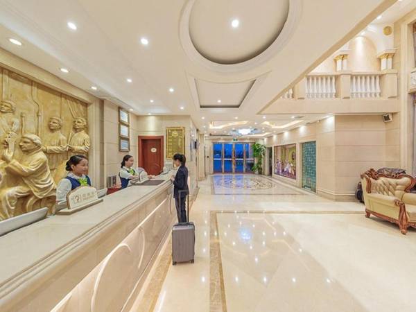 Vienna Hotel Yichang Wanda