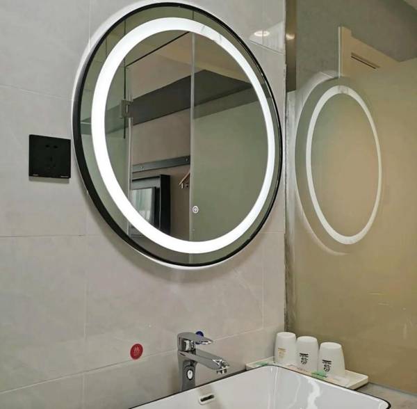 Thank Inn Hotel Hubei Yichang Wuyi Square