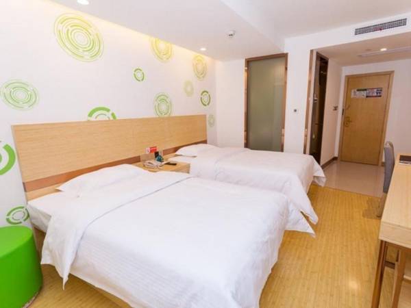 GreenTree Inn Yichang Wanda Binjiang